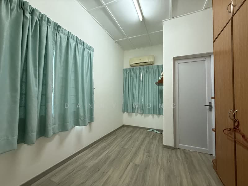 Rumah Teres 2 Tingkat untuk Dijual di Taman Sri Hijau (Rawang) - Danny Wong - PropertyGuru.com.my
