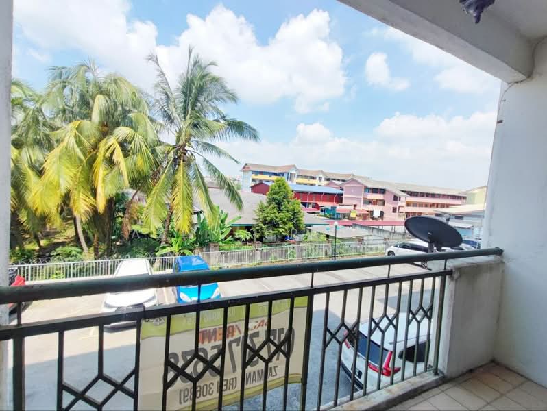 Kondominium untuk Dijual di D' Tinggian Suasana - Azli Ibrahim - Balcony - PropertyGuru.com.my