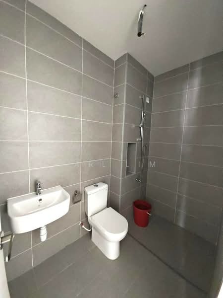 2-storey Terraced House for Sale in Bandar Seri Alam (Masai) - Karl Lim - Bathroom - PropertyGuru.com.my