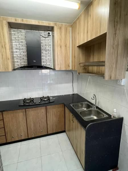 Apartment for Rent at Taman Kheng Tian - Vincent Tan - Kitchen - PropertyGuru.com.my