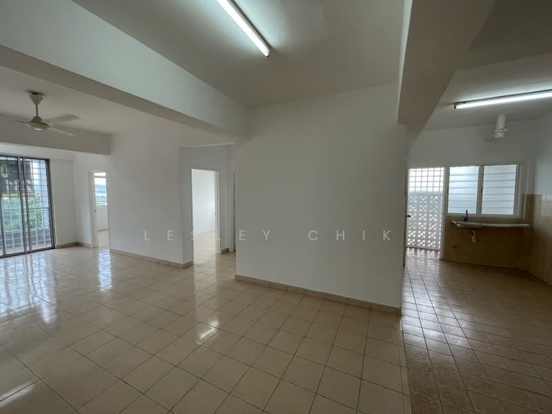 Pangsapuri untuk Dijual di Vista Harmoni - Lesley Chik - Living Room - PropertyGuru.com.my