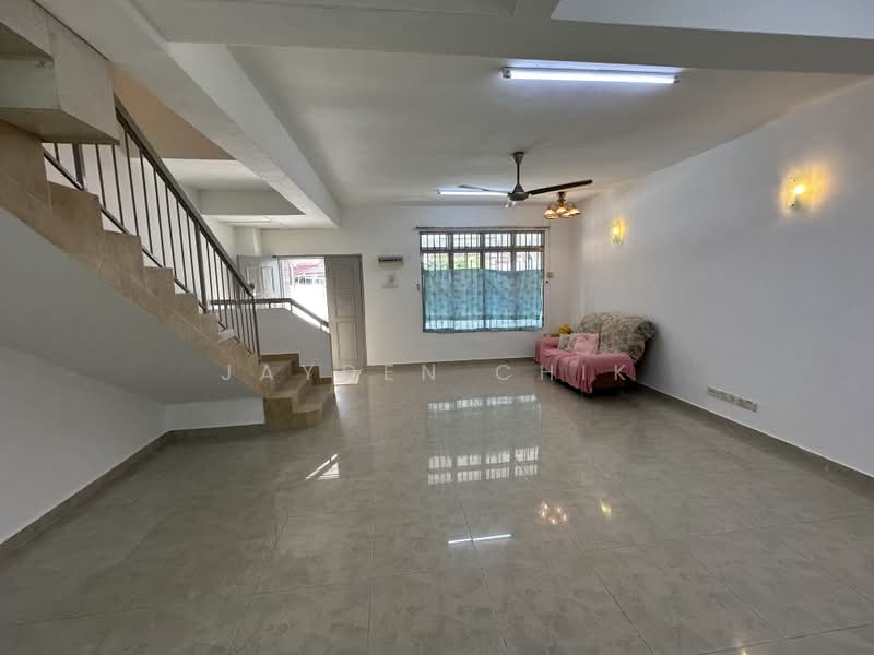 Terraced House for Sale in Bandar Mahkota Cheras (Cheras) - Jayden Chik - Living Room - PropertyGuru.com.my