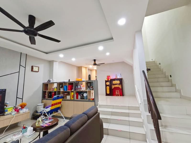 Terraced House for Sale in Taman Bukit Hartamas (Cheras) - Jackie Ng - Living Room - PropertyGuru.com.my
