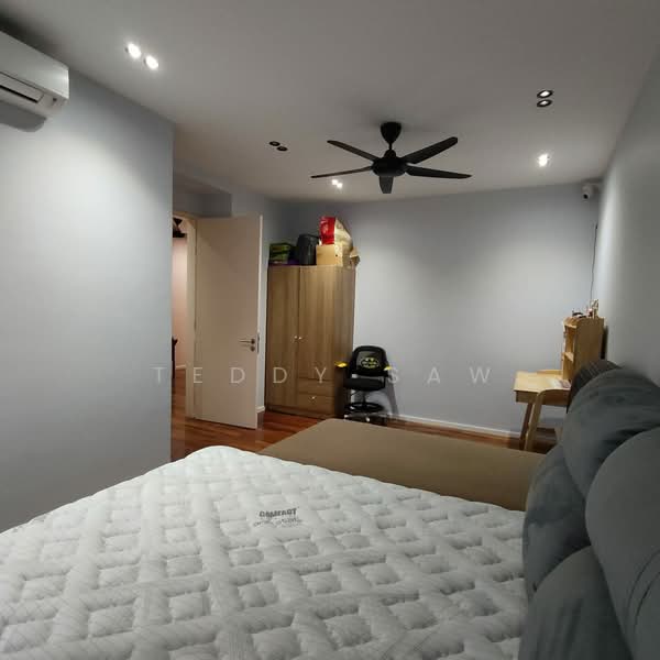 Rumah Teres untuk Dijual di Tamansari (Rawang) - Teddy Saw - Bedroom - PropertyGuru.com.my