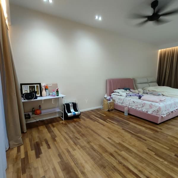Rumah Teres untuk Dijual di Tamansari (Rawang) - Teddy Saw - Bedroom - PropertyGuru.com.my