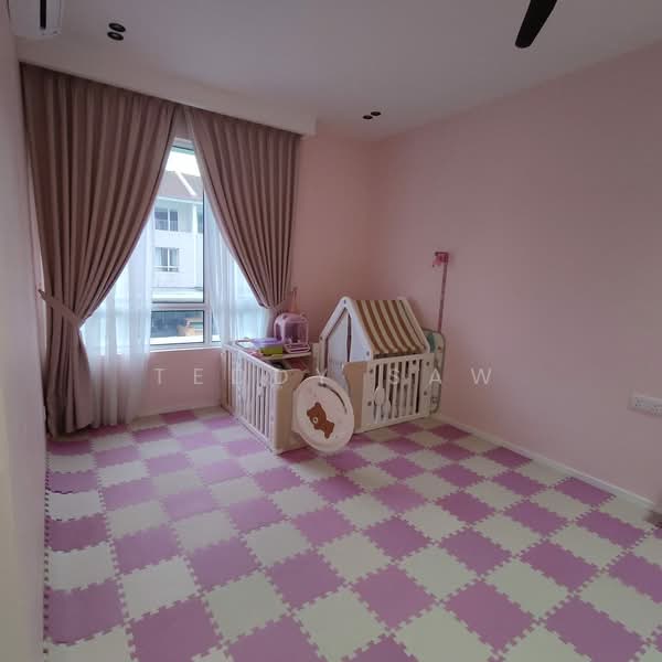Rumah Teres untuk Dijual di Tamansari (Rawang) - Teddy Saw - Bedroom - PropertyGuru.com.my