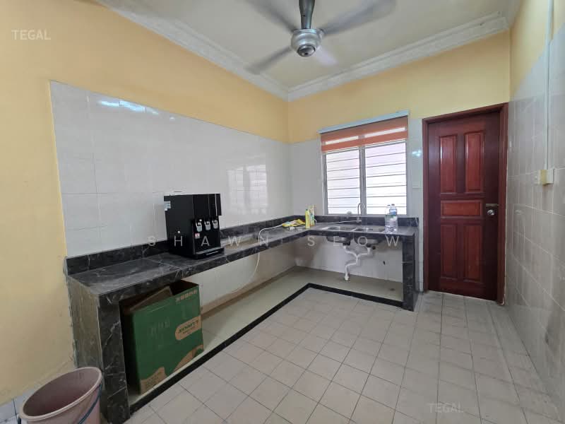 Rumah Teres untuk Dijual di Bandar Botanic (Klang) - Shawn Seow - Kitchen - PropertyGuru.com.my