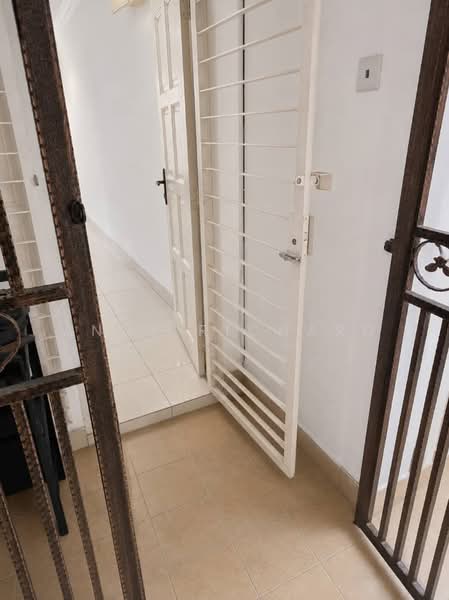 Kondominium untuk Dijual di Aseana Puteri - Anne Richard - Entrance - PropertyGuru.com.my