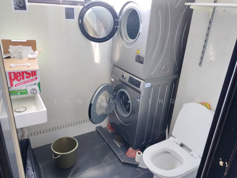 Condominium for Rent at Fraser Towers - Low Kai Seng - Bathroom - PropertyGuru.com.my