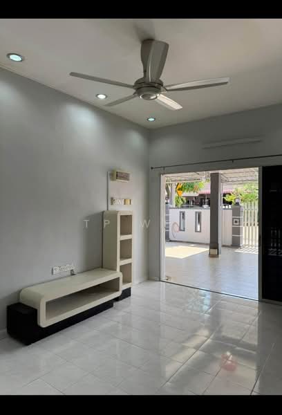 1-storey Terraced House for Rent in Taman Pulau Gadong (Klebang) - TP Wee - PropertyGuru.com.my