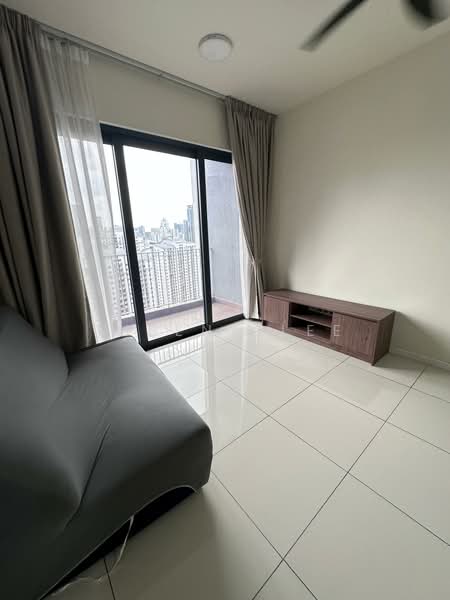 Servis Apartment untuk Disewa di The Era @ Duta North - Ribena Lee - Living Room - PropertyGuru.com.my