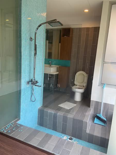 Servis Apartment untuk Disewa di Verve Suites - Roman Lee - Bathroom - PropertyGuru.com.my