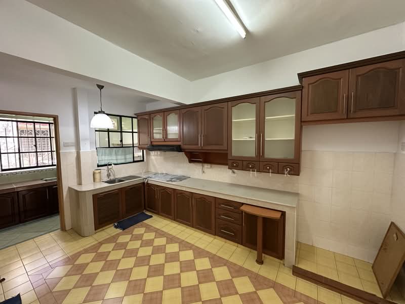 Rumah Teres 2 Tingkat untuk Dijual di Cheras (Selangor) - Jayden Chik - Kitchen - PropertyGuru.com.my