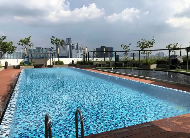 Servis Apartment untuk Dijual di Capella Residenz - Frank Teh - Pool - PropertyGuru.com.my