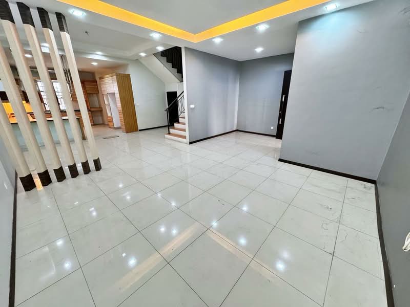 Rumah Berkembar untuk Dijual di Taman Tropika 2 (Kajang) - Azli Ibrahim - Interior - PropertyGuru.com.my