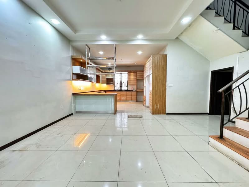 Rumah Berkembar untuk Dijual di Taman Tropika 2 (Kajang) - Azli Ibrahim - Interior - PropertyGuru.com.my