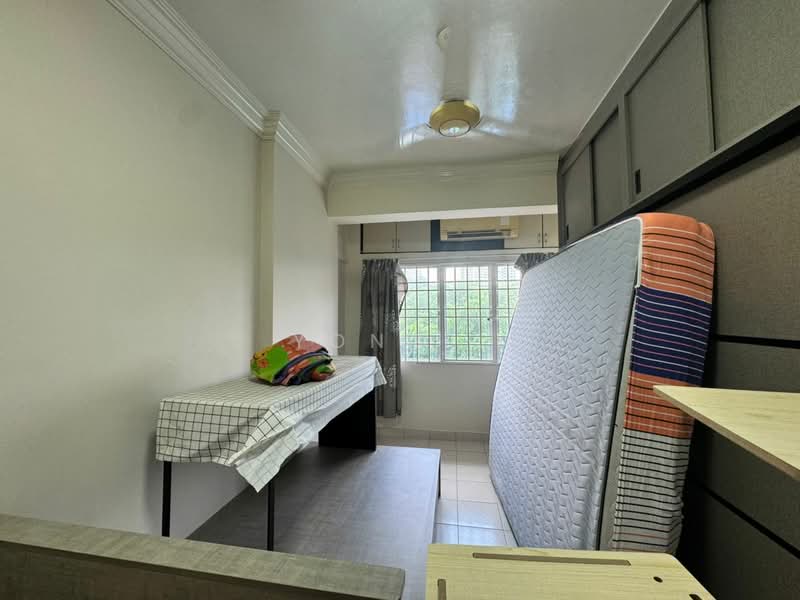Condominium for Rent at Bintang Mas - Yong . - Bedroom - PropertyGuru.com.my