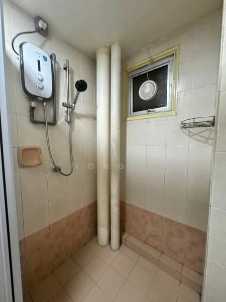 Condominium for Rent at Bintang Mas - Yong . - Bathroom - PropertyGuru.com.my