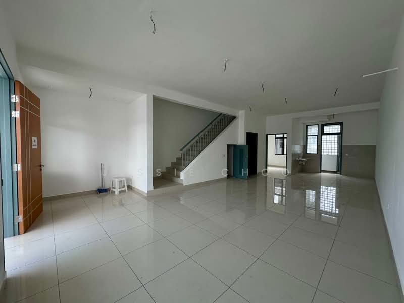 Rumah Teres 2 Tingkat untuk Dijual di Masai (Johor) - Jessie Choo - Living Room - PropertyGuru.com.my