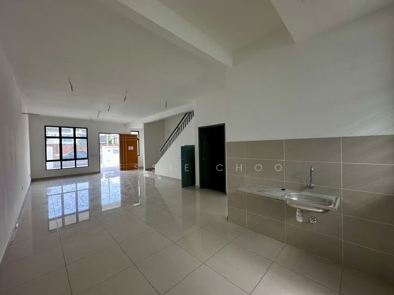 Rumah Teres 2 Tingkat untuk Dijual di Masai (Johor) - Jessie Choo - Living Room - PropertyGuru.com.my