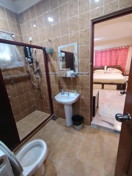 Bungalow for Sale in Petaling Jaya (Selangor) - Lina A - Bathroom - PropertyGuru.com.my