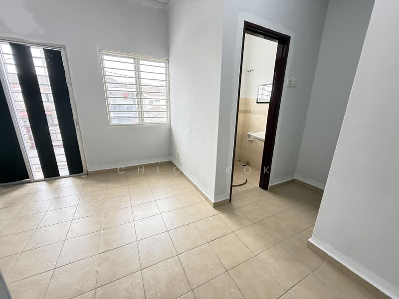 Rumah Teres 2 Tingkat untuk Dijual di Alam Perdana (Puncak Alam) - Chloe Kok - PropertyGuru.com.my