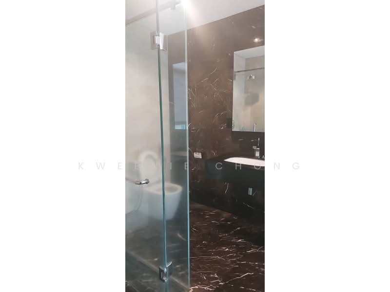 Condominium for Rent at Hampshire Residences - Kweenie Chong - Bathroom - PropertyGuru.com.my