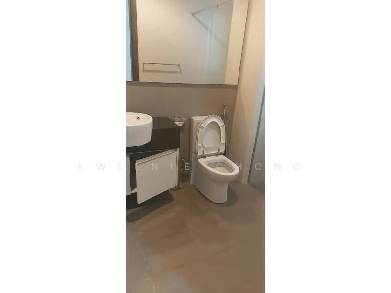 Condominium for Rent at Hampshire Residences - Kweenie Chong - Bathroom - PropertyGuru.com.my