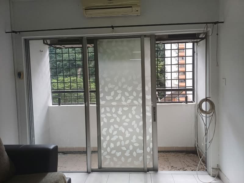 Pangsapuri untuk Dijual di Flora Damansara Apartment - HL Tang - Balcony - PropertyGuru.com.my