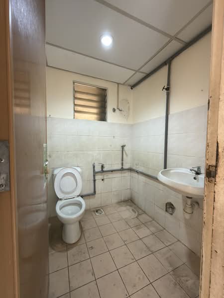 Condominium for Sale at Warisan City View - JC Looi - Bathroom - PropertyGuru.com.my
