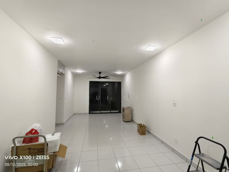 Servis Apartment untuk Disewa di E'Island Lake Haven - Hui Qi - Living Room - PropertyGuru.com.my