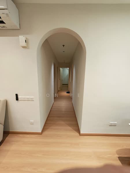 Servis Apartment untuk Disewa di D'Erica - Boon Peng - Corridor - PropertyGuru.com.my