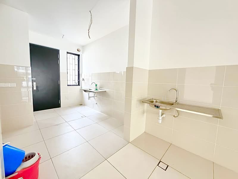 2-storey Terraced House for Sale in Elmina (Shah Alam) - NORFADILAH ZAINUDDIN - Kitchen - PropertyGuru.com.my