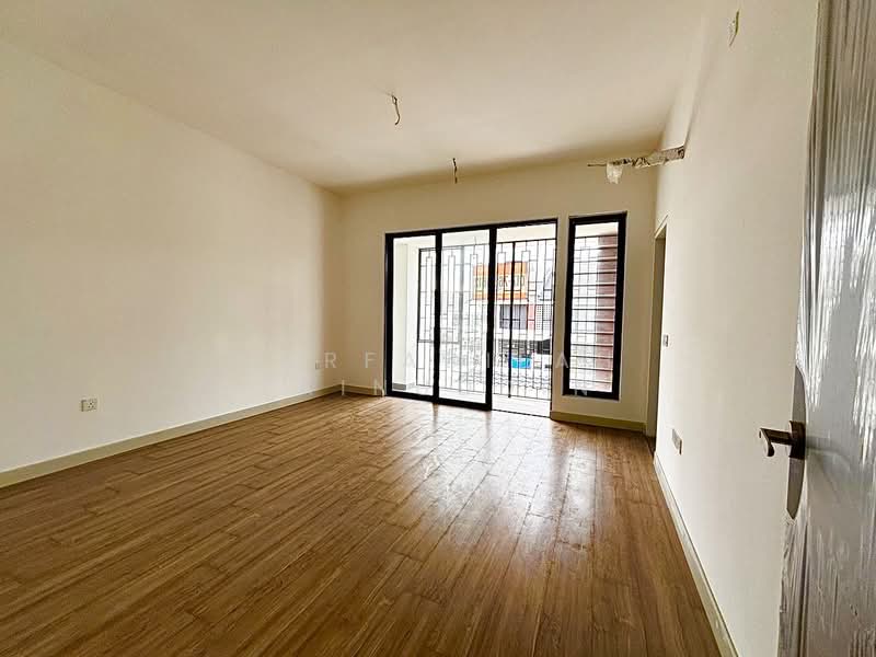 2-storey Terraced House for Sale in Elmina (Shah Alam) - NORFADILAH ZAINUDDIN - Living Room - PropertyGuru.com.my