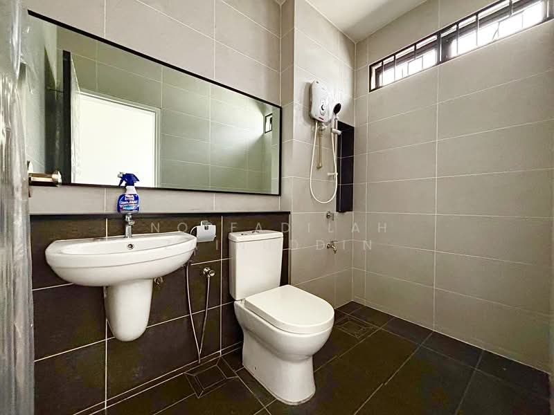 2-storey Terraced House for Sale in Elmina (Shah Alam) - NORFADILAH ZAINUDDIN - Bathroom - PropertyGuru.com.my