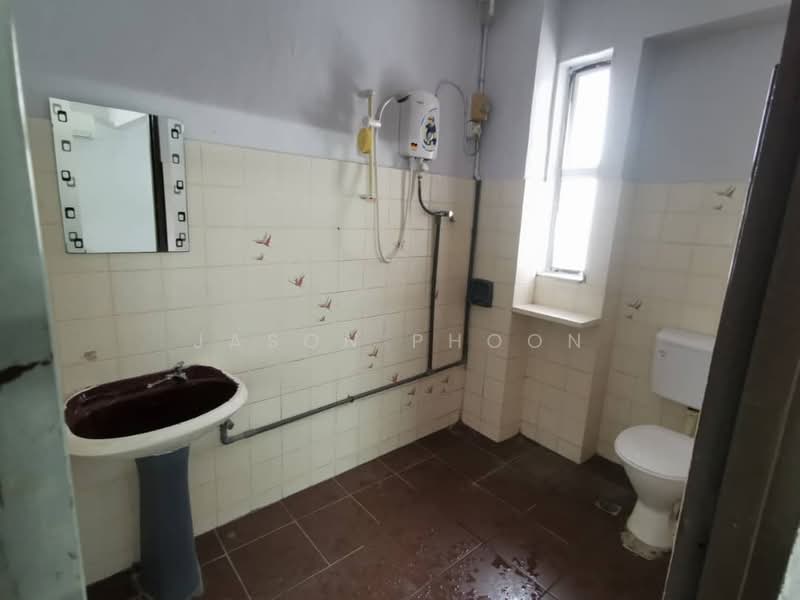 Rumah Teres untuk Dijual di Seberang Perai (Penang) - Jason Phoon - Bathroom - PropertyGuru.com.my