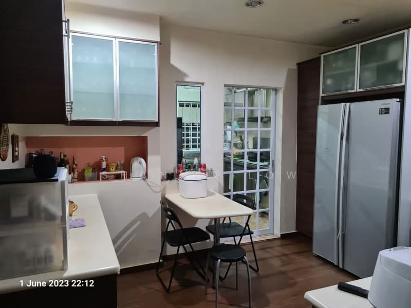 2.5-storey Terraced House for Sale in Bayan Hill Homes (Puchong) - Shanice Low - Kitchen - PropertyGuru.com.my