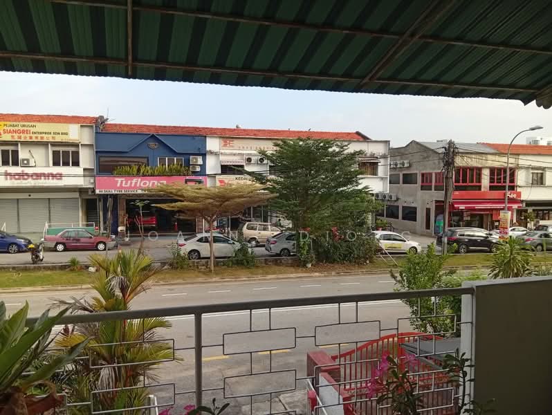 2-storey Terraced House for Sale in Taman Paramount (Petaling Jaya) - Joanne Diong - Exterior - PropertyGuru.com.my