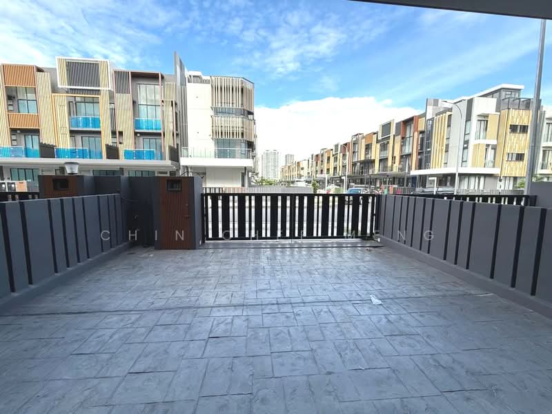Rumah Teres 3 Tingkat untuk Dijual di BANDAR PUCHONG JAYA (Puchong) - Chin Chee Meng - PropertyGuru.com.my