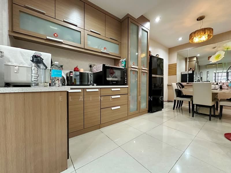 2-storey Terraced House for Sale in Bandar Bukit Tinggi 2 (Klang) - Elaine Teng - Kitchen - PropertyGuru.com.my