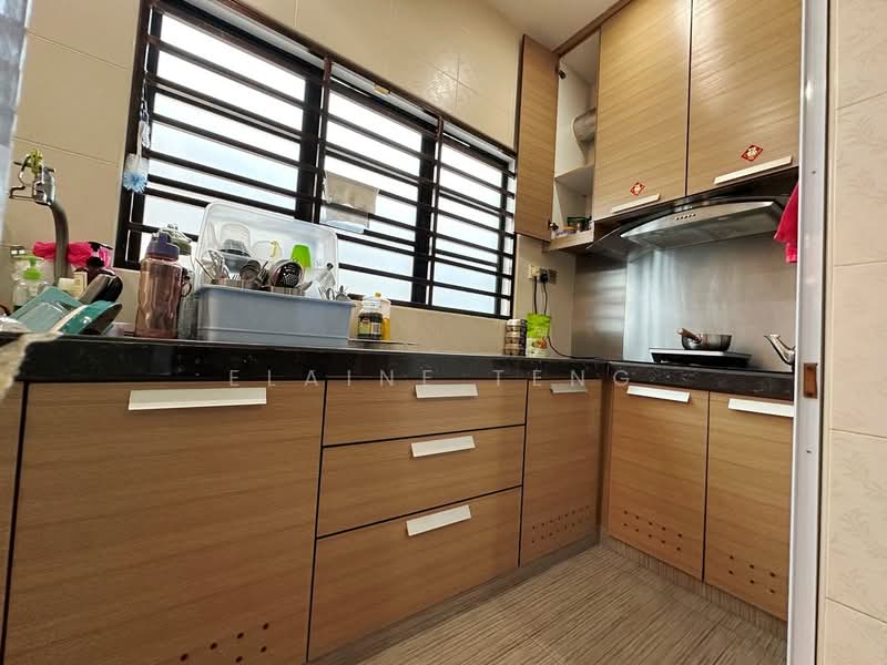 2-storey Terraced House for Sale in Bandar Bukit Tinggi 2 (Klang) - Elaine Teng - Kitchen - PropertyGuru.com.my