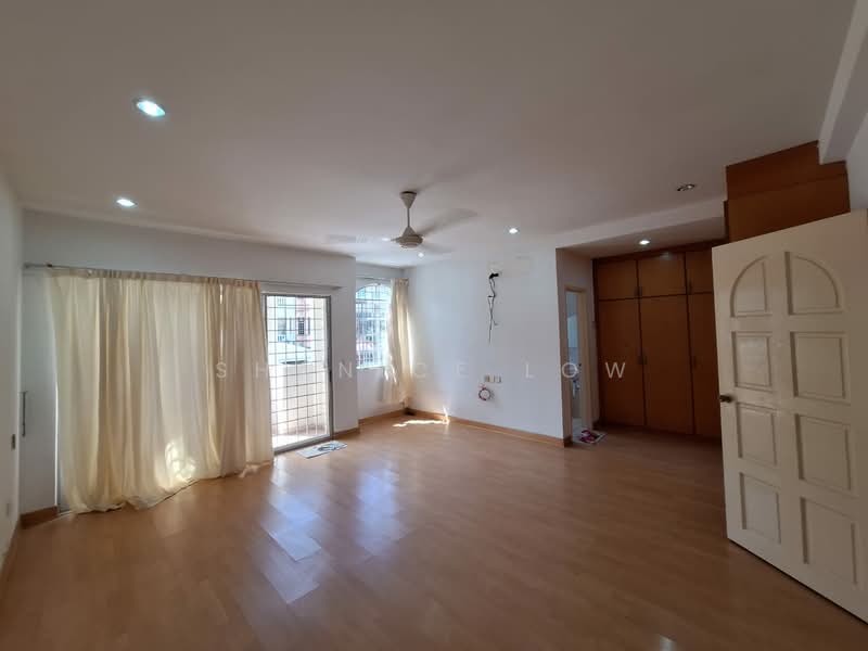 2.5-storey Terraced House for Sale in Bayan Hill Homes (Puchong) - Shanice Low - Living Room - PropertyGuru.com.my