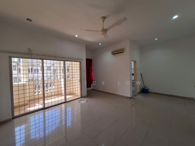2.5-storey Terraced House for Sale in Bayan Hill Homes (Puchong) - Shanice Low - Living Room - PropertyGuru.com.my