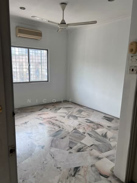 Condominium for Sale at Pandan Heights Condominium - Nicole Goh - Interior - PropertyGuru.com.my