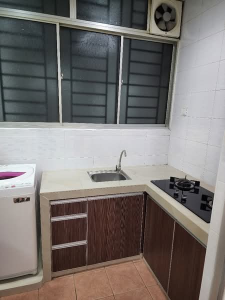 Service Residence for Rent at OUG Parklane - Yong . - Kitchen - PropertyGuru.com.my