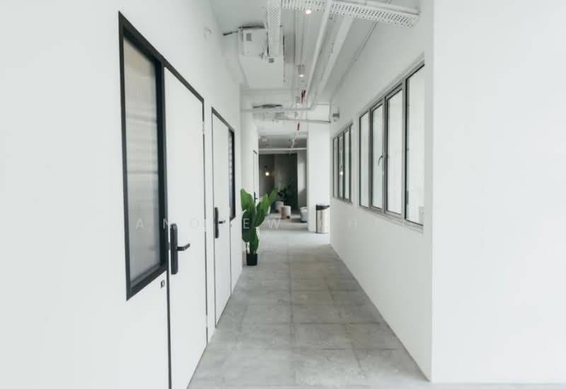Kedai / Pejabat untuk Disewa di SS15 (Subang Jaya) - Andrew Chng - Corridor - PropertyGuru.com.my