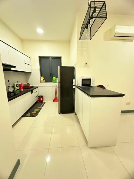 Service Residence for Sale at South View - Key Ling - Kitchen - PropertyGuru.com.my