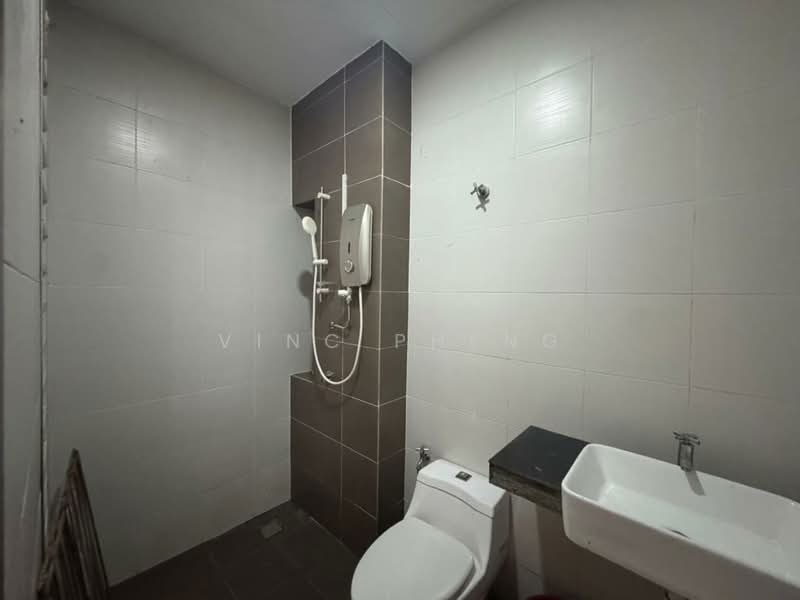 1.5-storey Terraced House for Rent in Bemban (Melaka) - Vinc Pheng - Bathroom - PropertyGuru.com.my