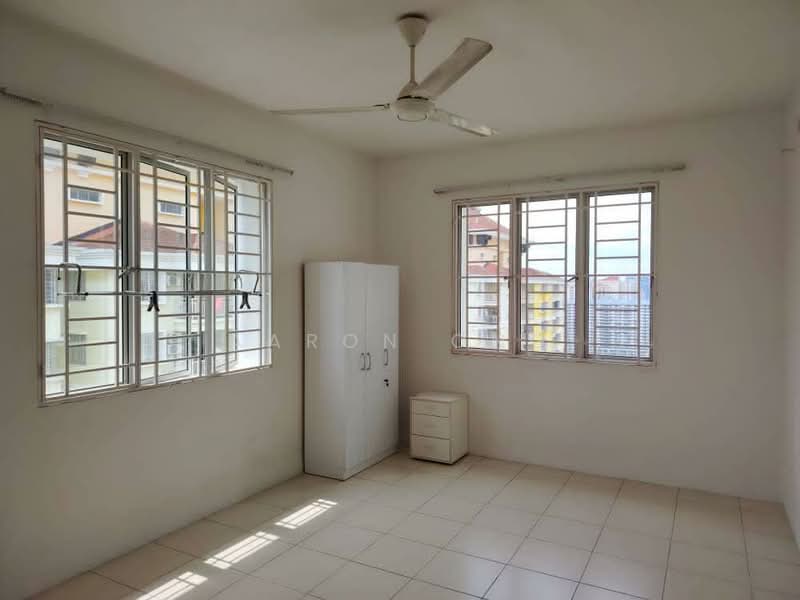 Condominium for Sale at Platinum Lake PV 10 - Aaron Ong - Interior - PropertyGuru.com.my