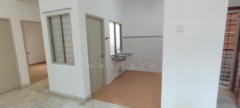 Apartment for Sale at Apartment Sri Ara - Joanne Diong - Kitchen - PropertyGuru.com.my